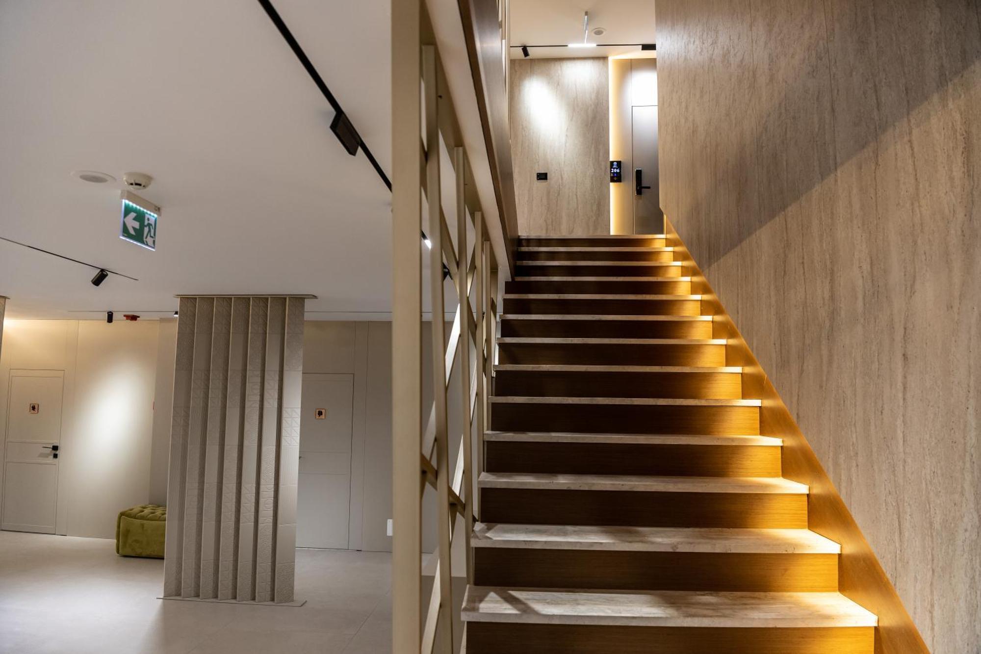 Bolt Boutique Hotel Lezhë Extérieur photo