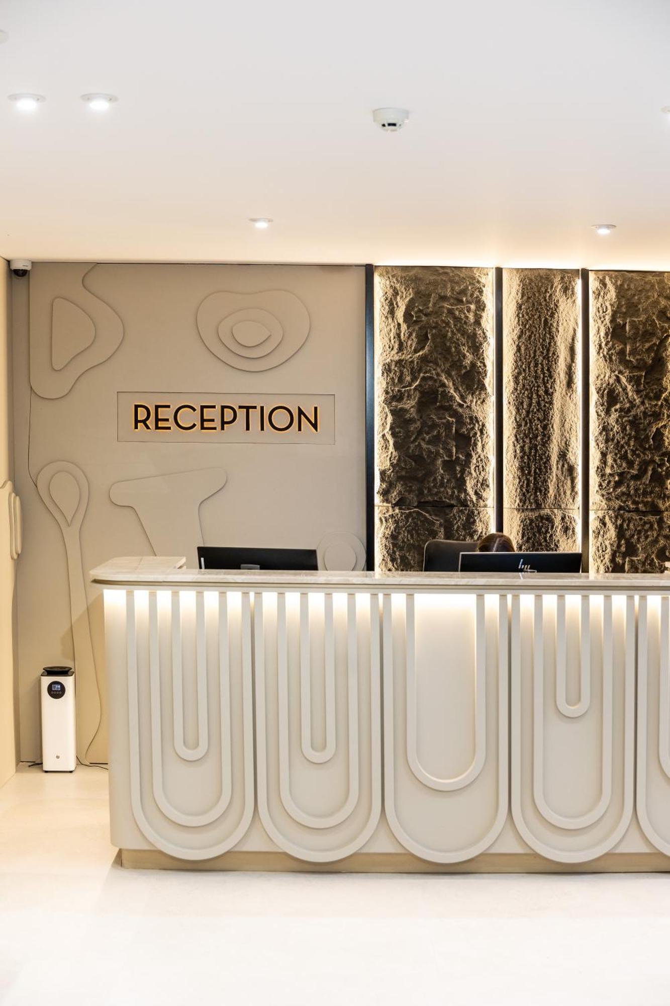 Bolt Boutique Hotel Lezhë Extérieur photo