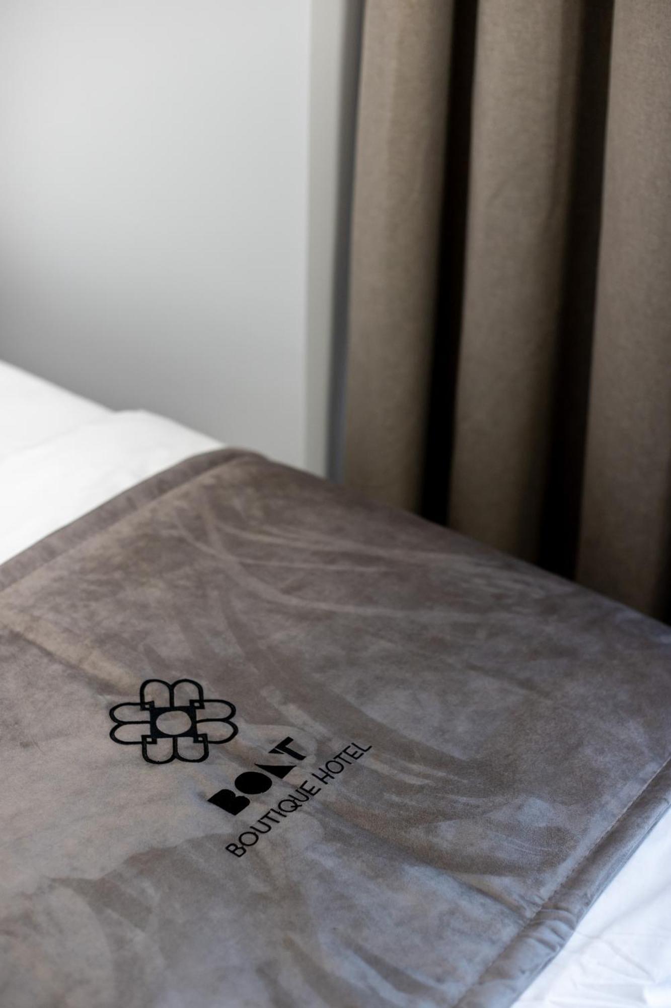 Bolt Boutique Hotel Lezhë Extérieur photo